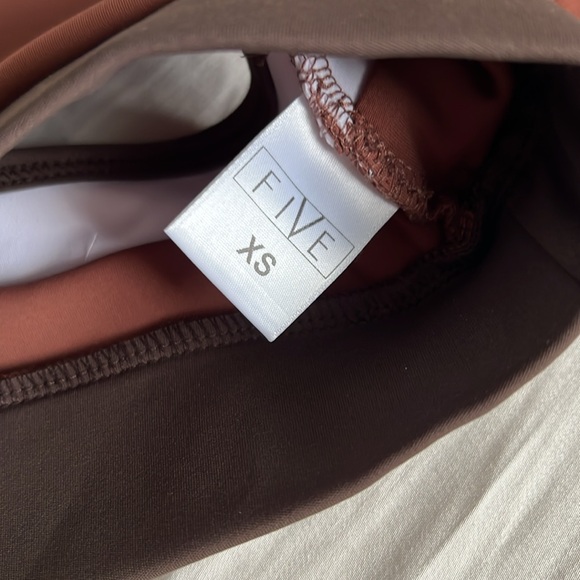 Five Brown Bra - Picture 3 of 4